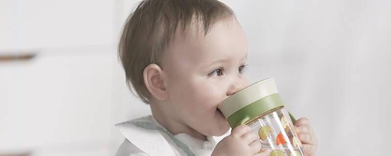 材质安全容易清洗的儿童水杯精选