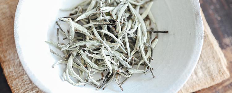 福鼎原产滋味醇厚的白茶精选