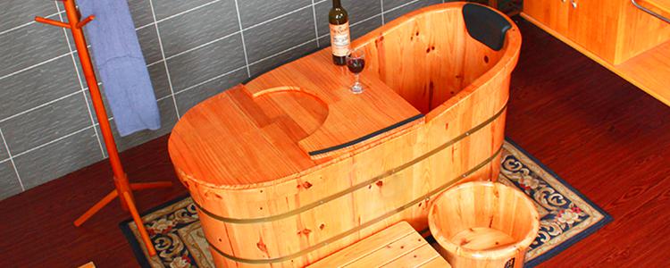 小户型家庭适用的实木泡澡桶精选