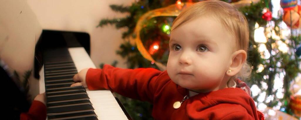 培养宝宝音乐天赋的7款电子琴